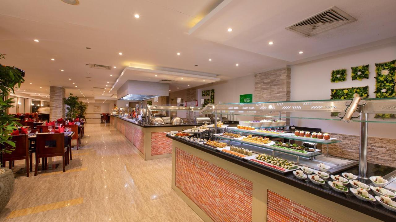 Waves Naama Bay Hotel Sharm-el-Sheikh Buitenkant foto The buffet at the hotel
