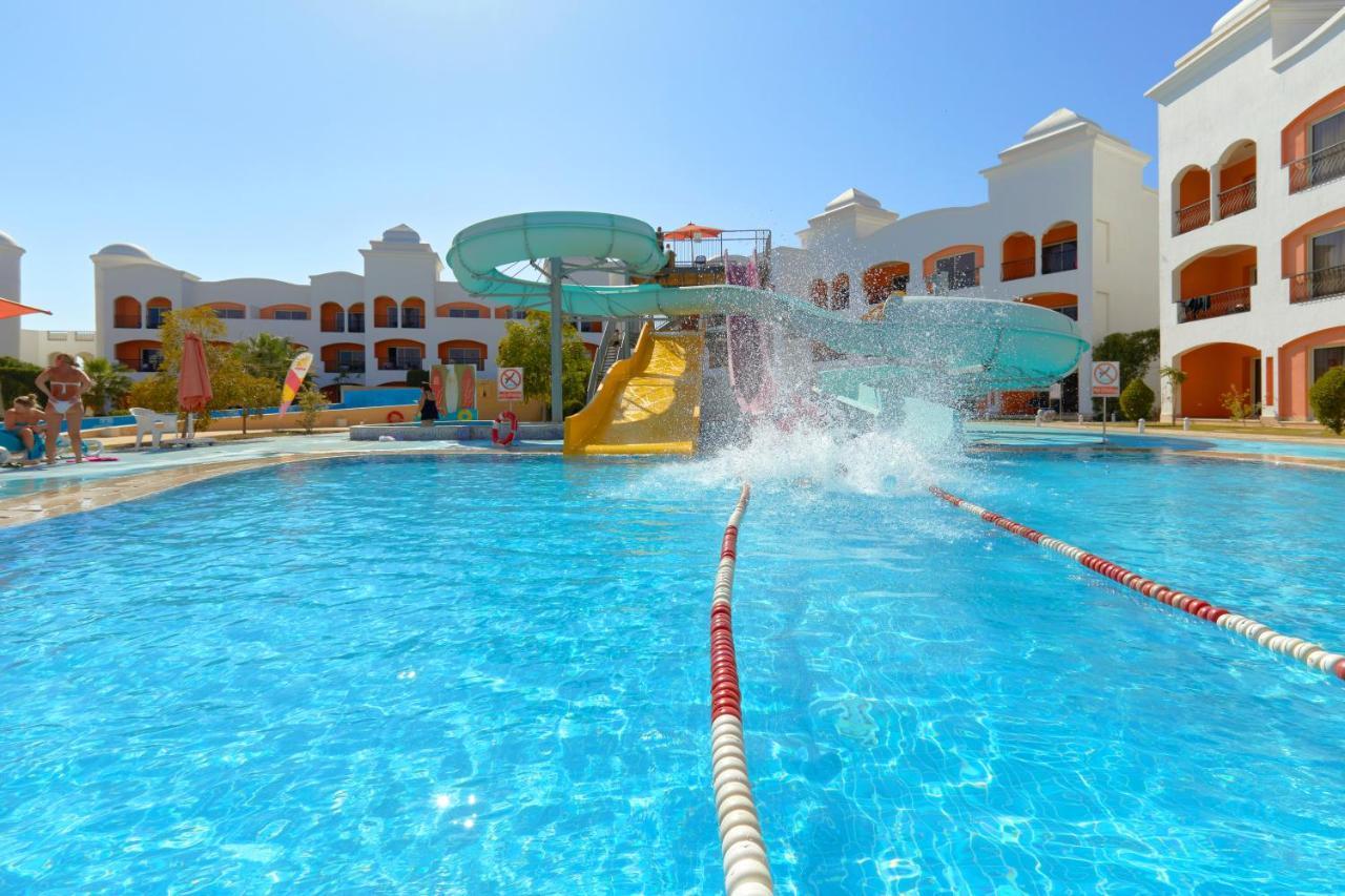 Waves Naama Bay Hotel Sharm-el-Sheikh Buitenkant foto Aqua Park
